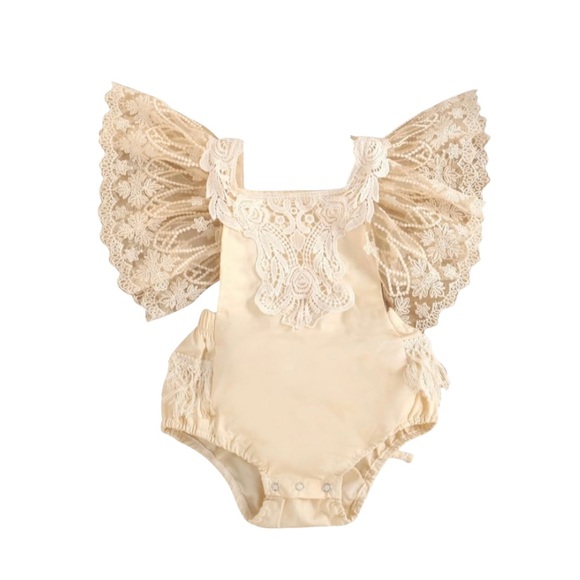 Vintage Ruffle Lace Baby Girl Romper - Picture 1 of 15